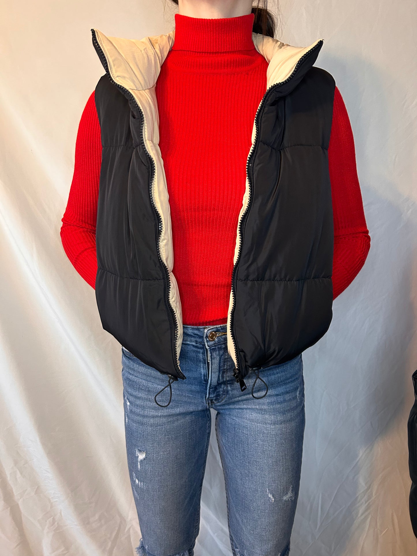 Cropped Reversible Puffer Vest